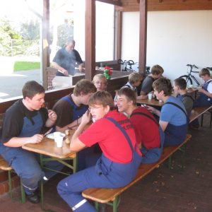MIttagspause der Jugendfeuerwehr