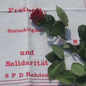 Rosenaktion der Rahdener SPD zum Muttertag!