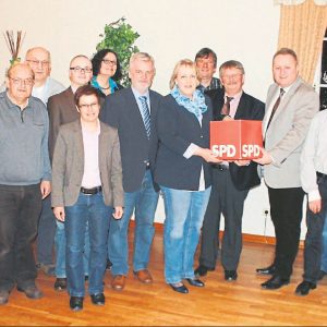 Kandidaten zur Kommunalwahl im Mai mit Landratskandidat Dr. Ralf Niermann.